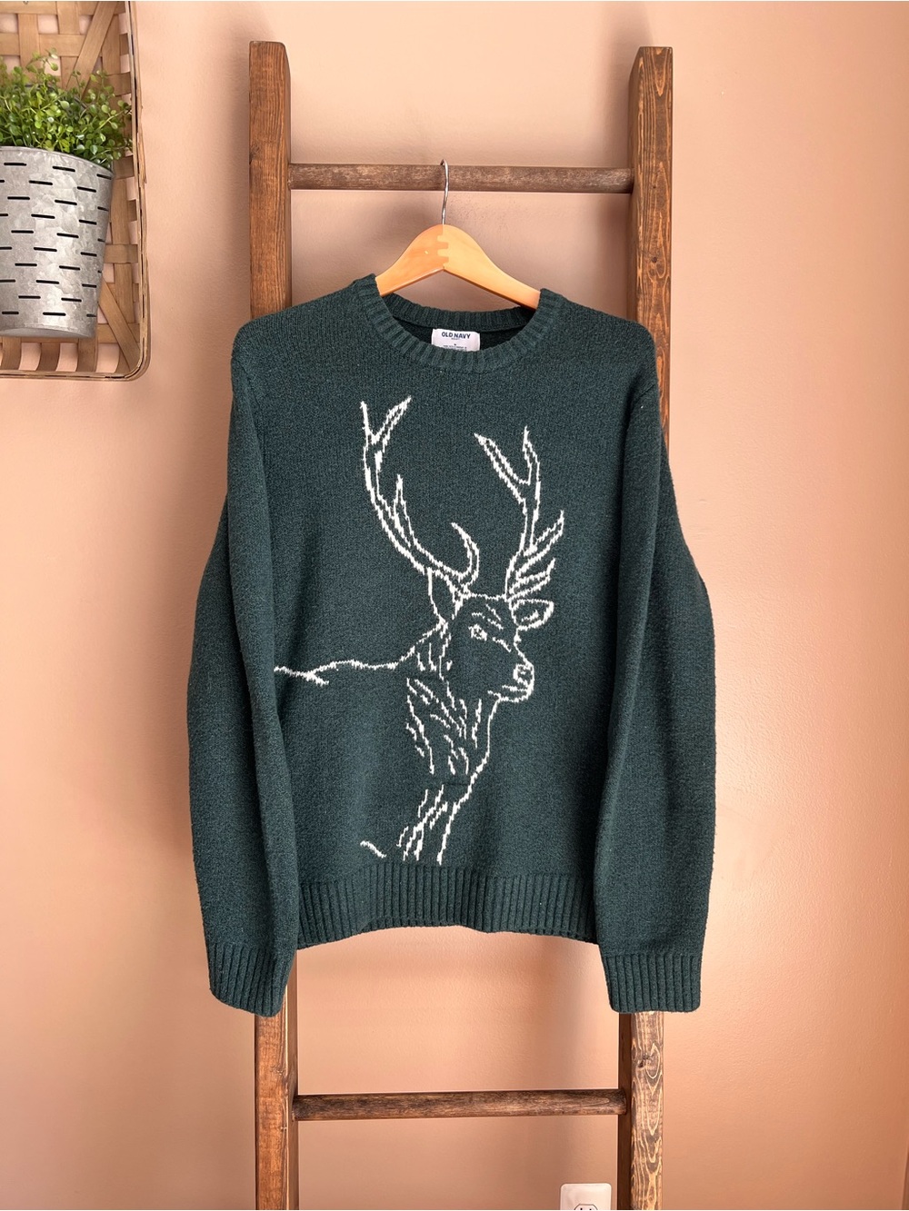 Old Navy Men's Forest Green Deer Intarsia Sweater